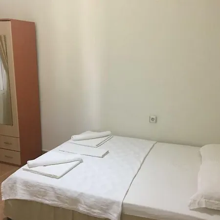 Elit Deniz